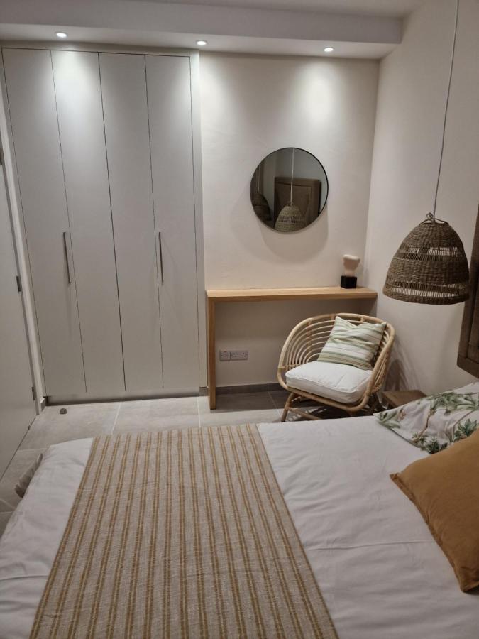 Poseidon'S Limnaria Apartment Пафос Екстериор снимка